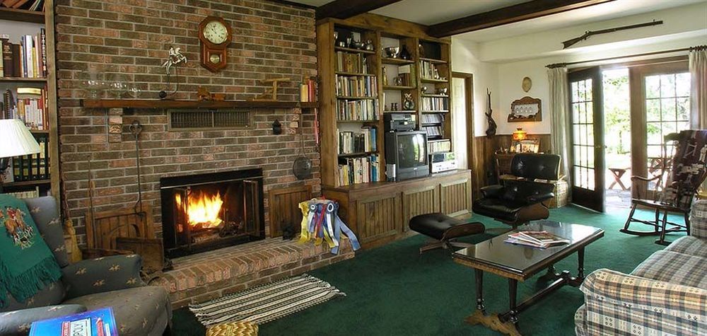 The Inn At Westwynd Farm Херши Экстерьер фото