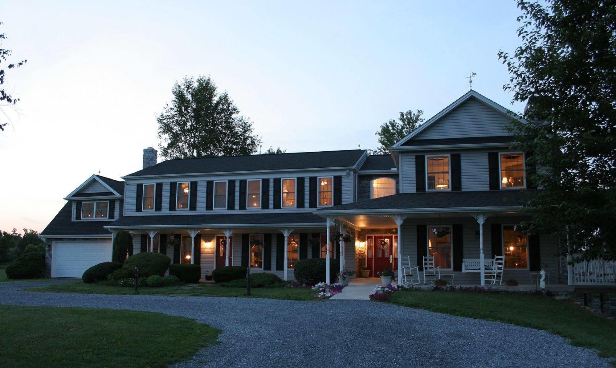 The Inn At Westwynd Farm Херши Экстерьер фото